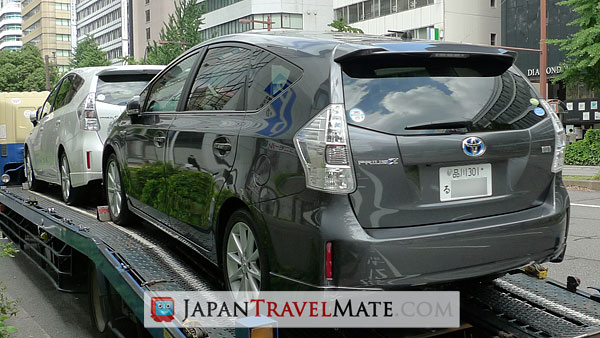 Photo of new Toyota Prius Alpha (rear view) spotted in Nagoya, Aichi, Japan
