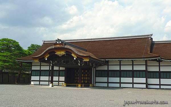 Shinmikurumayose at the Kyoto Gosho