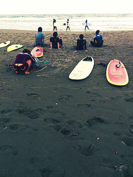 Surfers at Muroto Peninsula