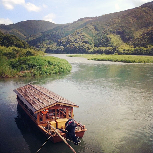 An almost-traditional boat on the Shimanto River.
