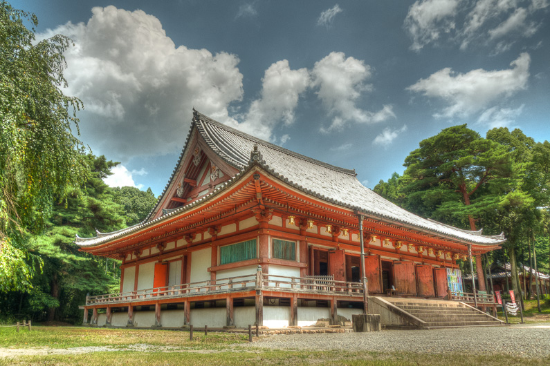 Kon-dō 「Golden Hall, 金堂」 at Daigo-ji in Kyoto