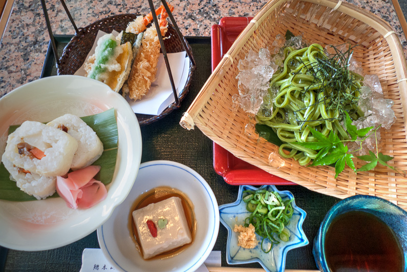 Macha Zaru Soba Set 「Green Tea Cold Soba Noodle Set, 抹茶ざるそば」 at Daigo-ji
