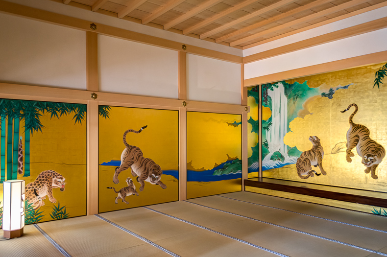 Ichinoma 「The Primary Room」 of the entrance hall at Hommaru Palace, Nagoya Castle (HDR Photo)
