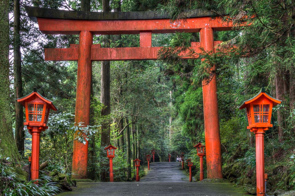 Nikon 35mm f/1.8 DX Lens Example Photo: Hakone Shrine’s East Torii (HDR Photo)